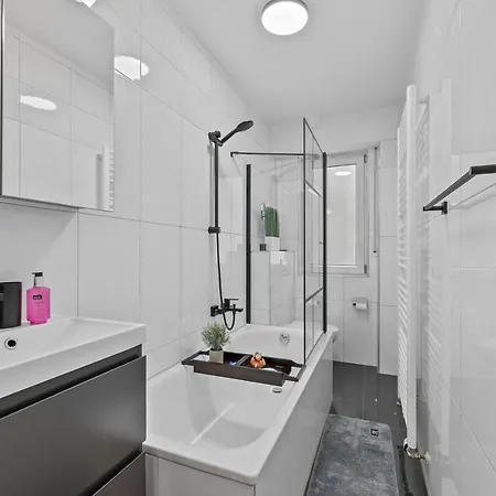 Crazy Monkey Loft Mit 100qm & Summerlounge 슈투트가르트